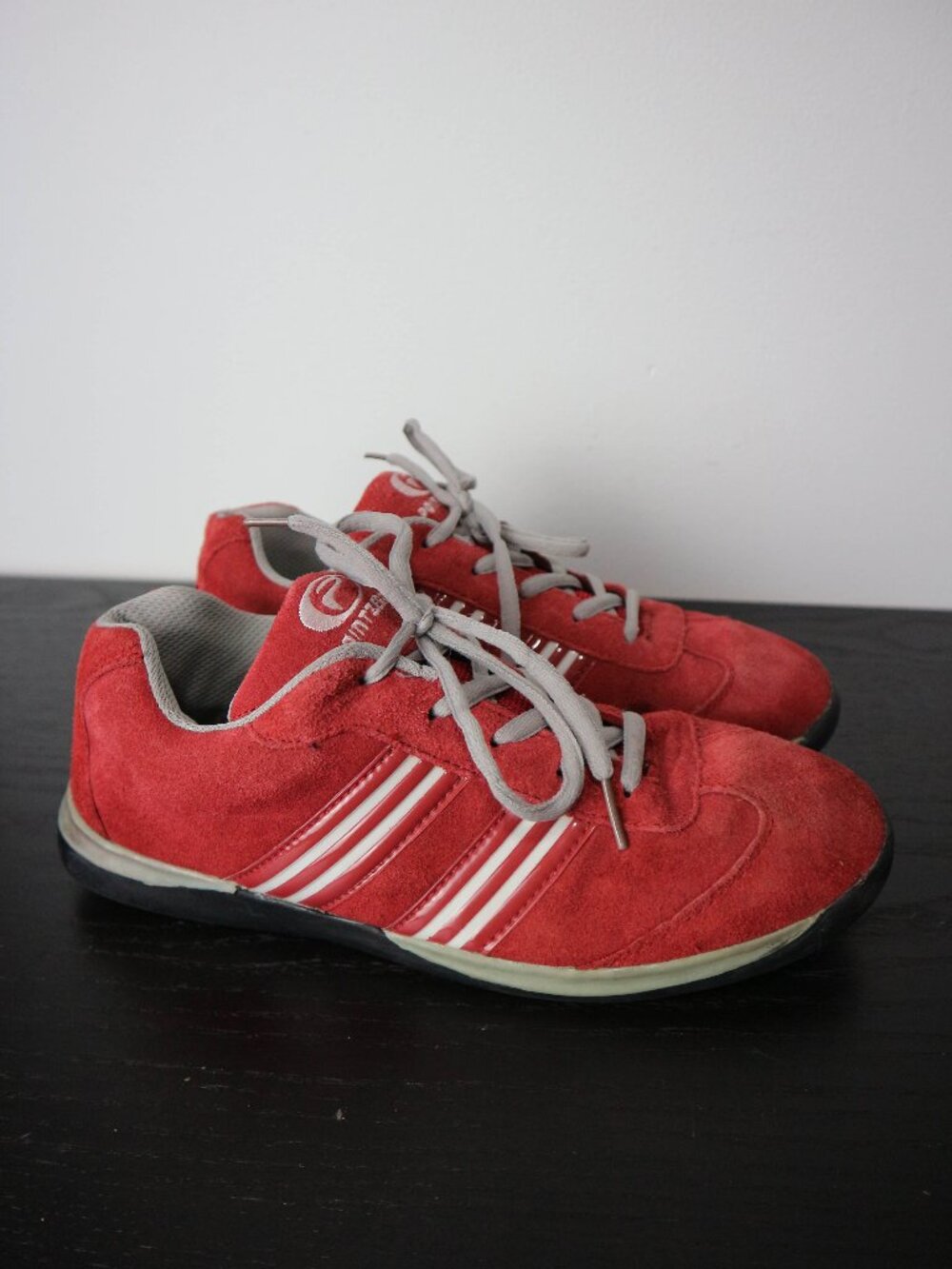 Point Zero Y2K Athletic Sneakers Red Womens Size 39